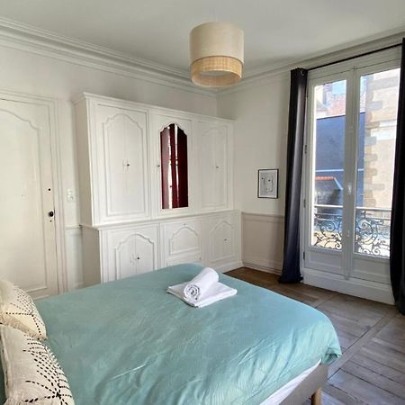 Spacieux Pour 10 Personnes Au Coeur De Rennes Esterno foto