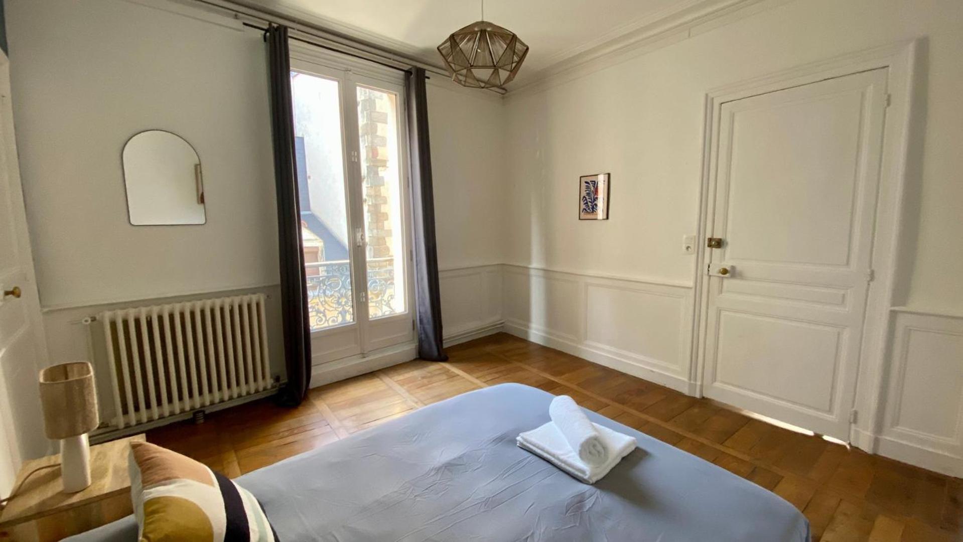 Spacieux Pour 10 Personnes Au Coeur De Rennes Esterno foto