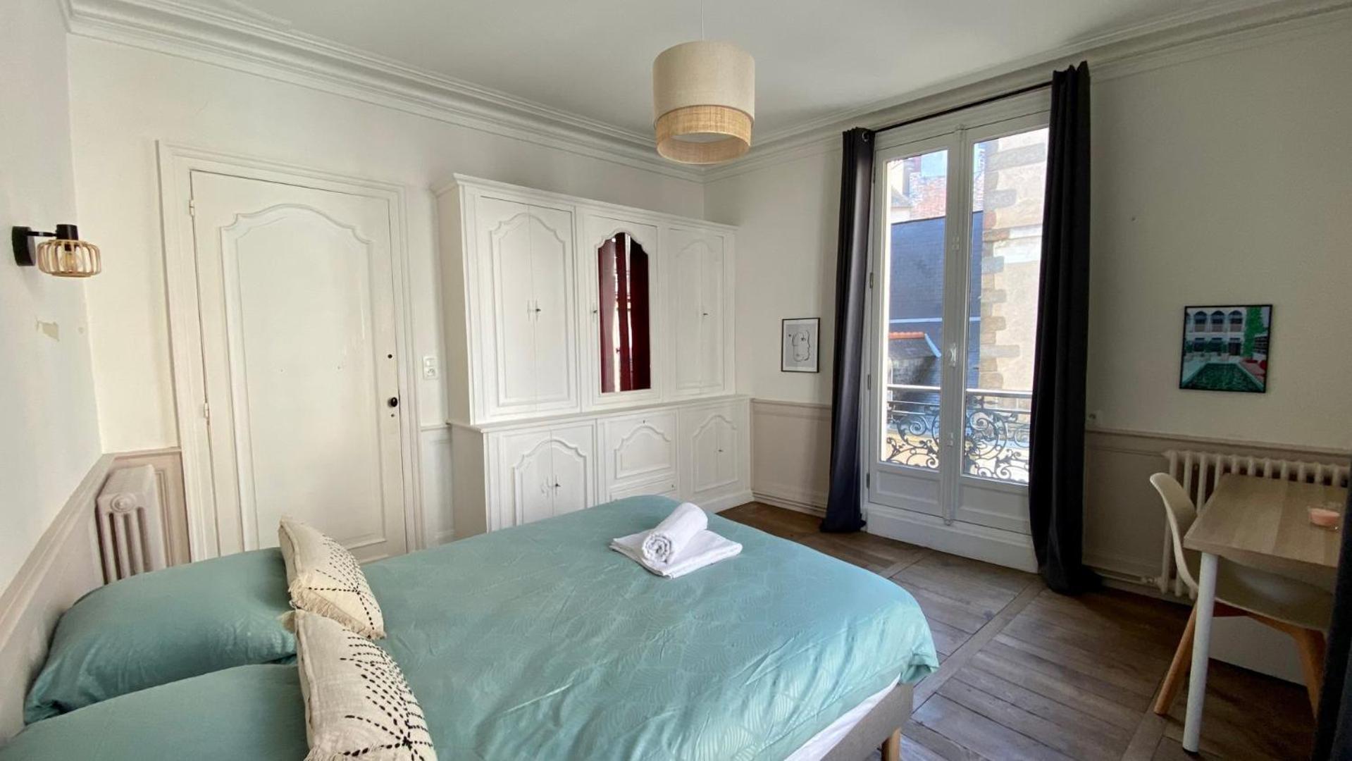 Spacieux Pour 10 Personnes Au Coeur De Rennes Esterno foto