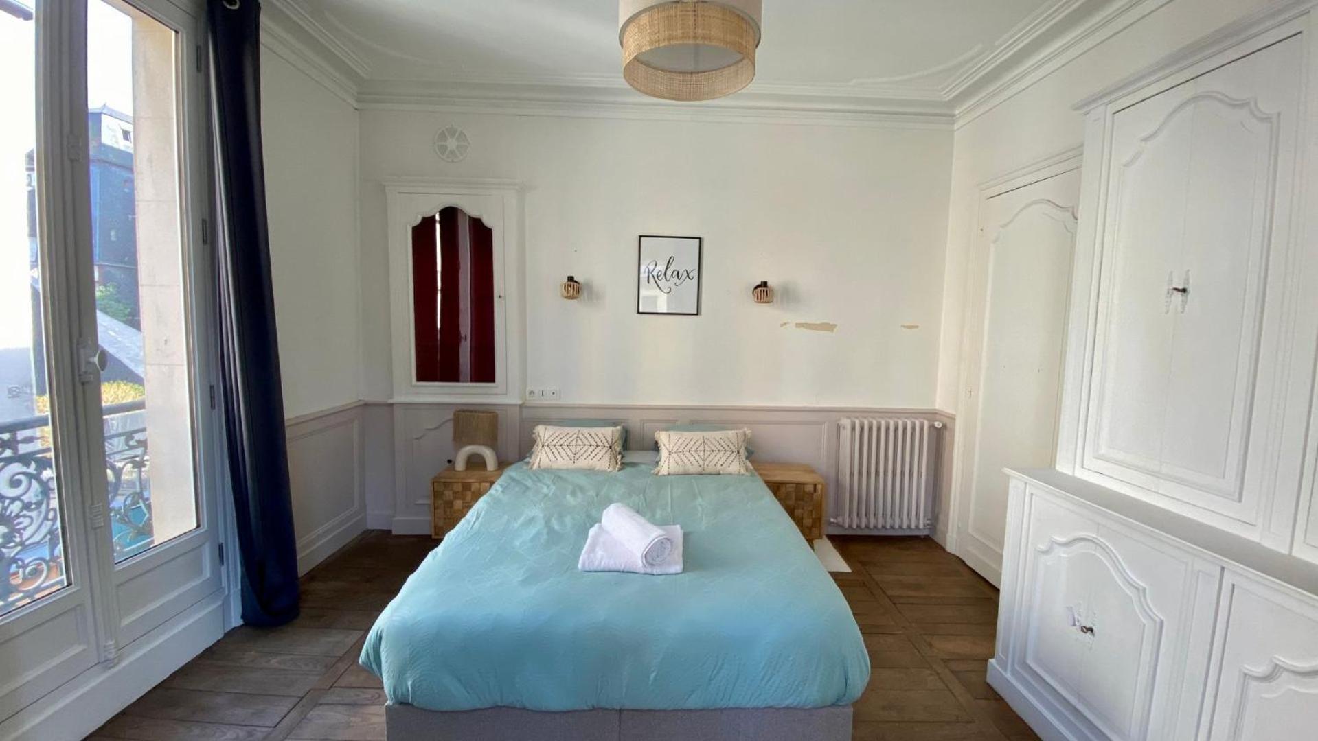 Spacieux Pour 10 Personnes Au Coeur De Rennes Esterno foto